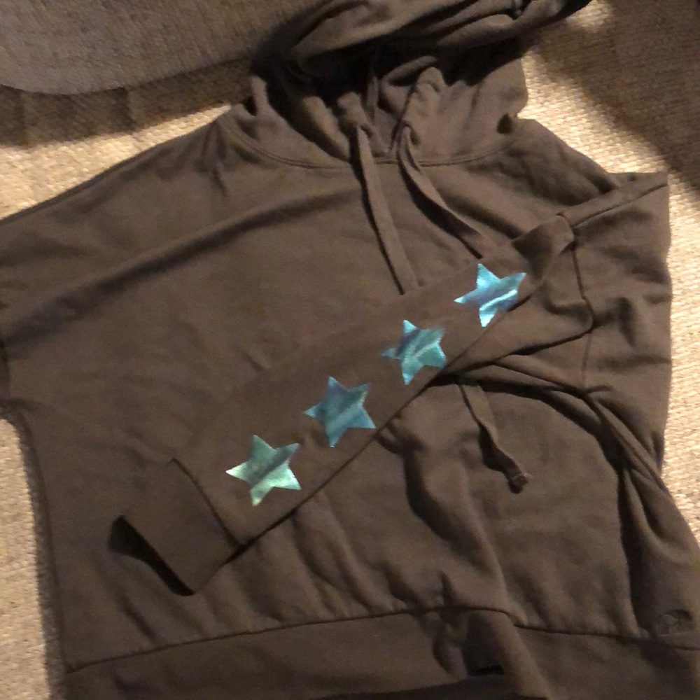 Ivory Ella cropped hoodie